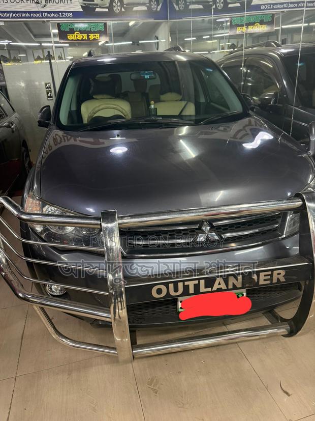 Mitsubishi Outlandar 2010