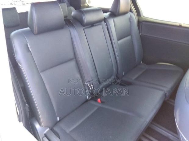 Toyota Esquire GI 2020
