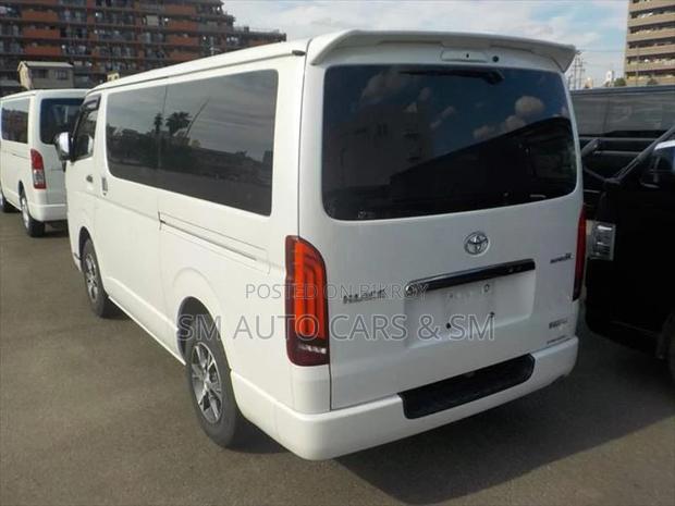 Toyota Hiace Super GL Dark Prime2 2020