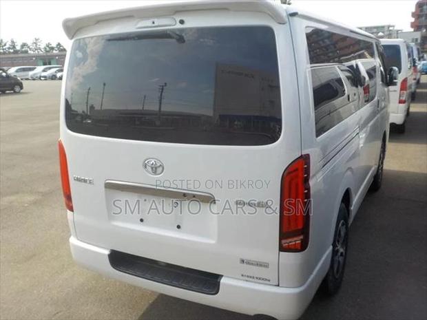 Toyota Hiace Super GL Dark Prime2 2020