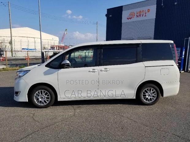 Toyota Noah G 2021