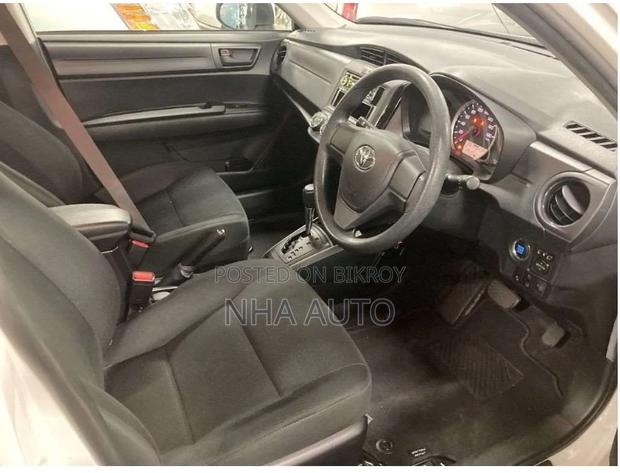 Toyota Axio EX NON HYBRID 2021
