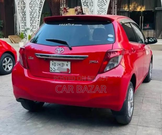 Toyota Vitz X SMART EDITION 2011