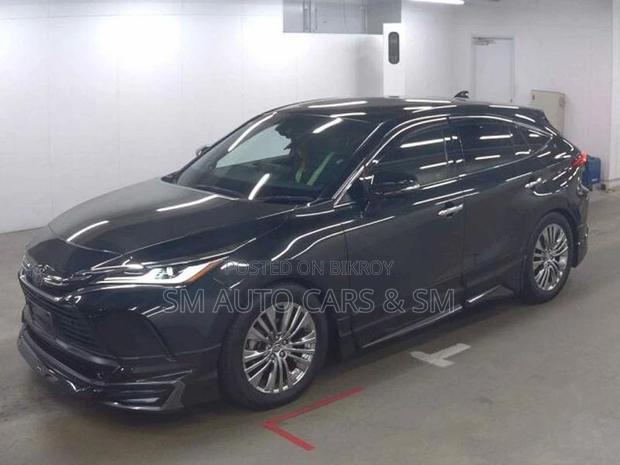 Toyota Harrier Hybrid Z Black Color 2021