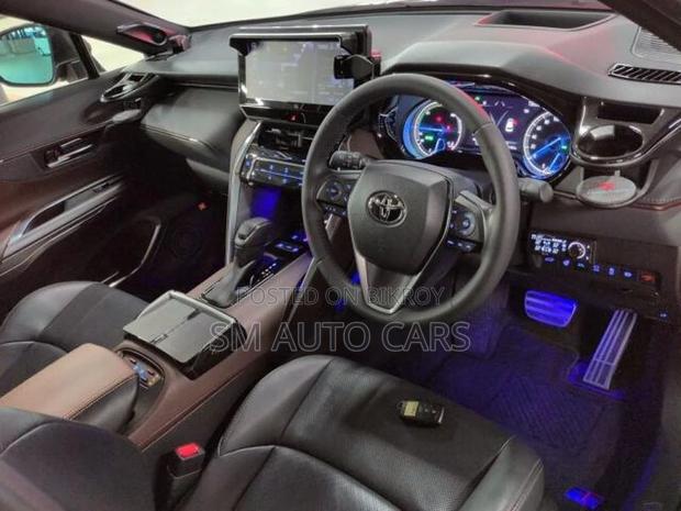 Toyota Harrier Hybrid Z Black Color 2021