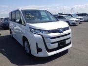 Toyota Noah Hybrid G Pearl New 2022 for sale