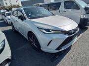 Toyota Harrier Non Hybrid Z Pearl 2021 for sale