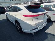 Toyota Harrier Non Hybrid Z Pearl 2021 for sale