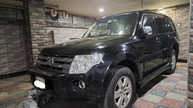 Mitsubishi Pajero v93 2007