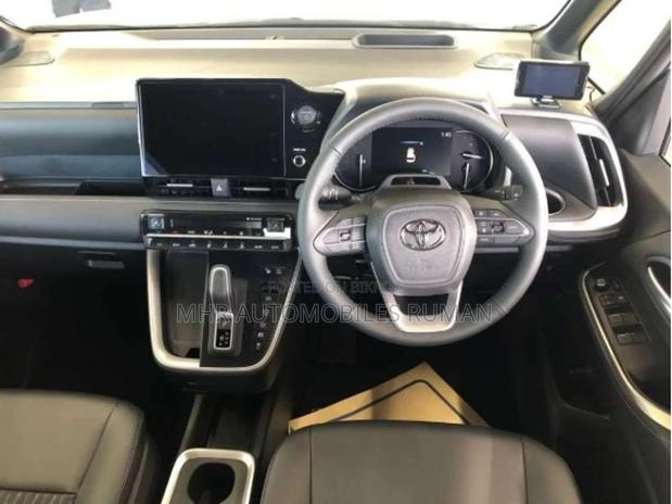 Toyota Noah S-Z Limited +Kitted 2025