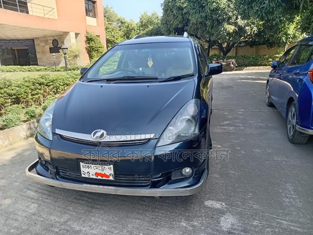 Toyota Wish 7 siter 2004