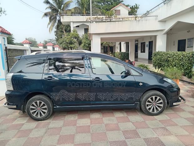 Toyota Wish 7 siter 2004