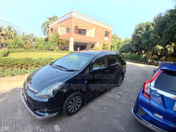 Toyota Wish 7 siter 2004