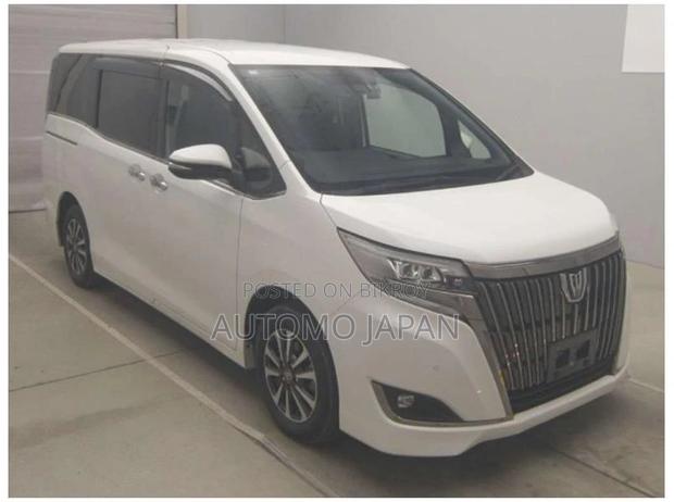 Toyota Noah GI Premium 2020