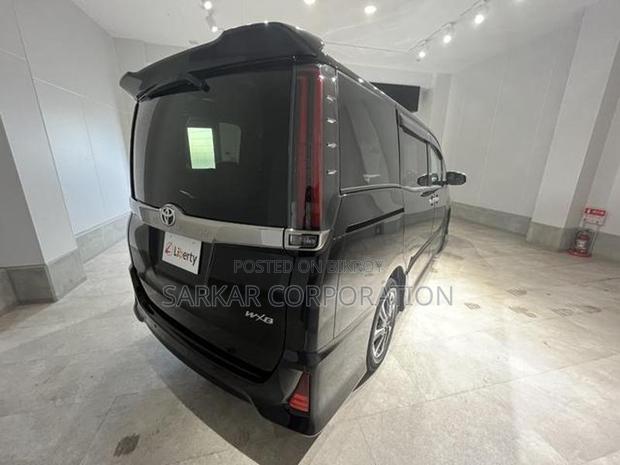 Toyota Noah WXB NON HYBRID 2021
