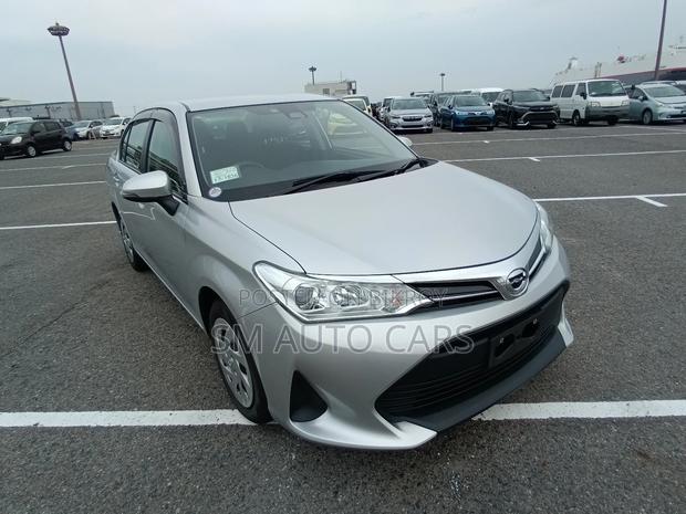 Toyota Axio Non Hybrid EX Silver 2020