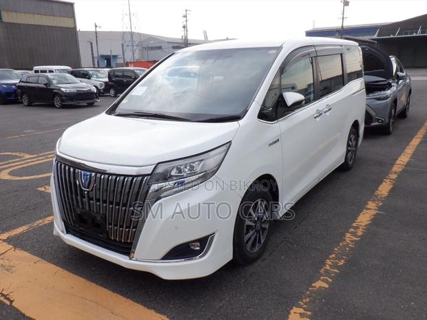 Toyota Esquire Hybrid Gi Pearl 2020