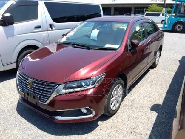 Toyota Premio F-ex 2020