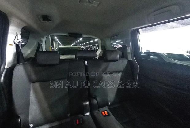Toyota Sienta Hybrid G Safty Pearl 2021