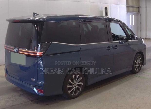 Toyota Voxy S-Z Massive Gray 2022
