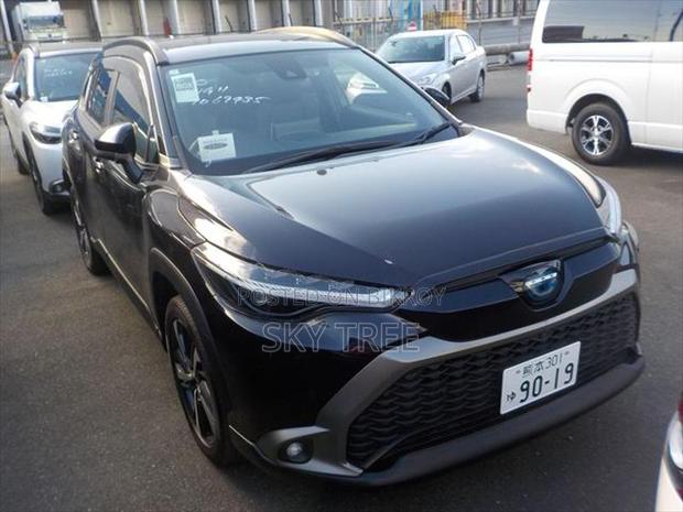 Toyota Corolla Cross z PACKAGE 2023