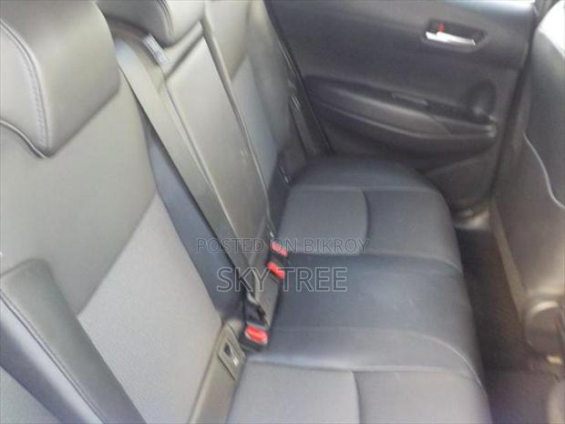 Toyota Corolla Cross z PACKAGE 2023