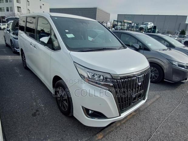 Toyota Esquire 2021