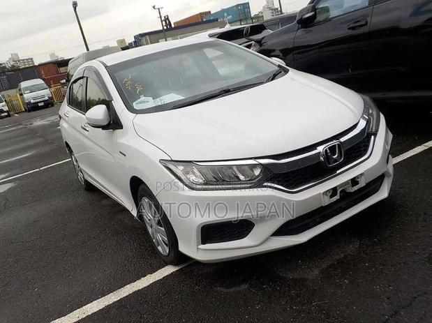 Honda Grace LX 2020