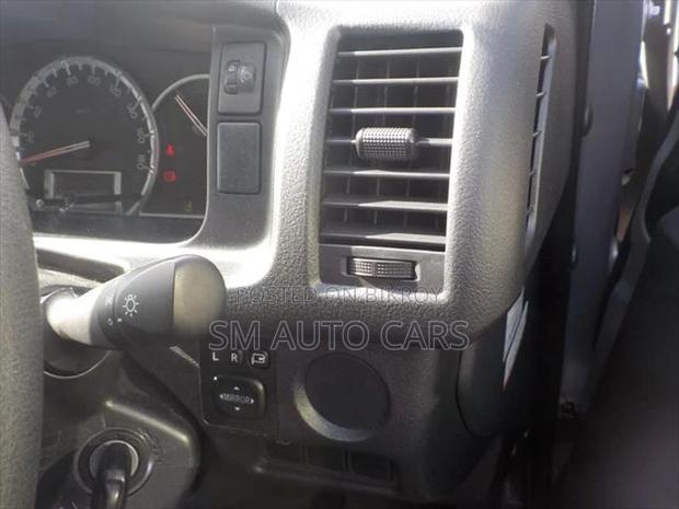 Toyota Hiace GL Silver 4 Point 2020