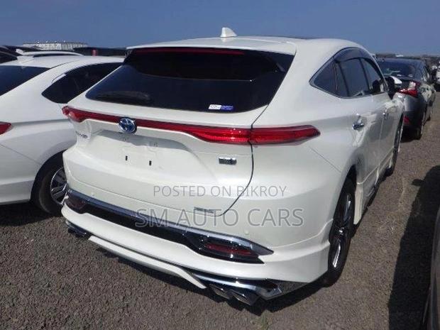 Toyota Harrier Hybrid Z Pearl 2022
