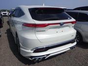 Toyota Harrier Hybrid Z Pearl 2022 for sale