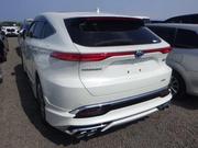 Toyota Harrier Hybrid Z Pearl 2022 for sale