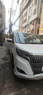 Toyota Esquire hybrid 2018 for sale