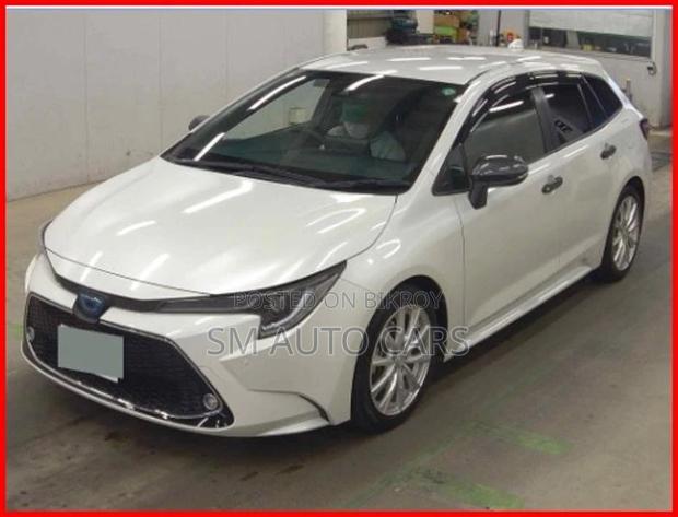Toyota Corolla Touring WXB Pearl 2021