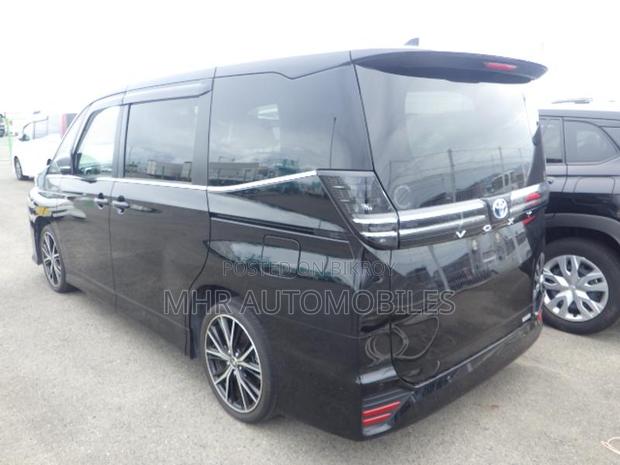 Toyota Voxy S-Z Package 2023