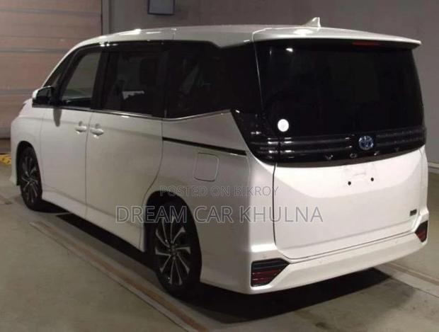 Toyota Voxy S-Z Full Loaded 2023