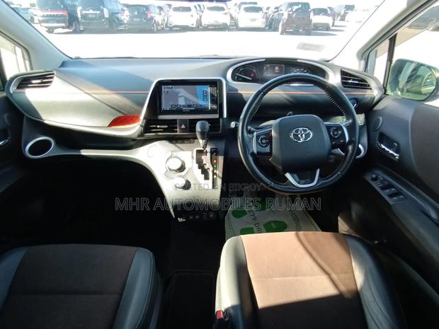 Toyota Sienta G QUERO Package 2020