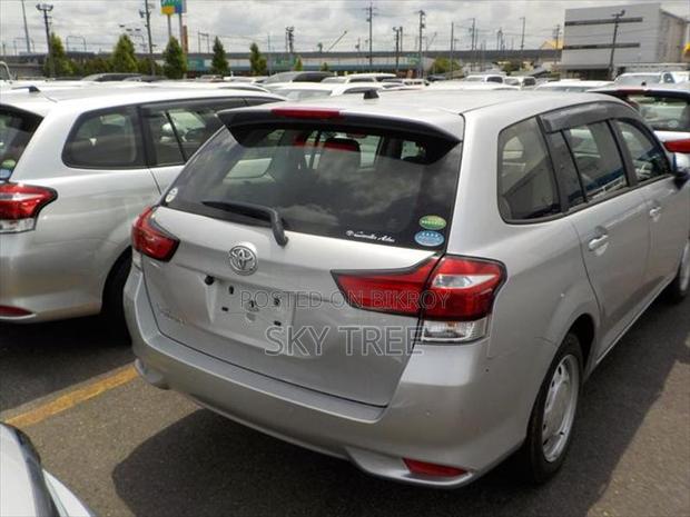 Toyota Fielder e X PKg 2020