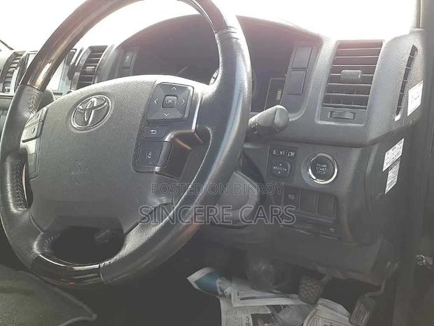 Toyota Hiace SUPER GL DARK PRIME2 2021