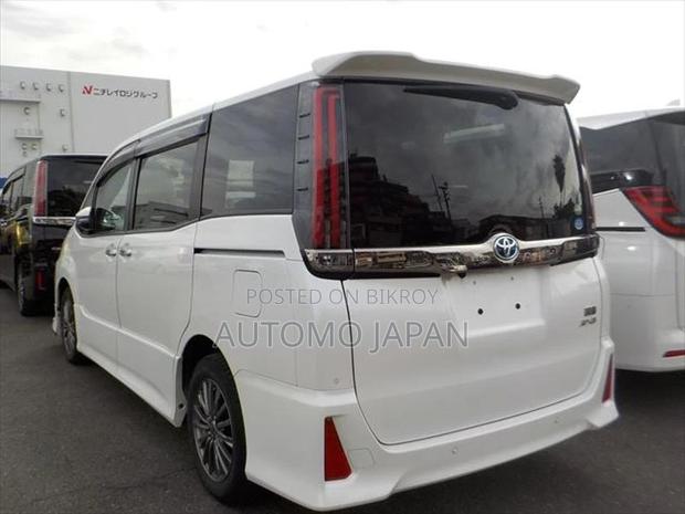 Toyota Noah Si WXB 2 2020