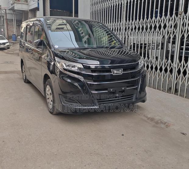 Toyota Noah X PACKAGE 2020