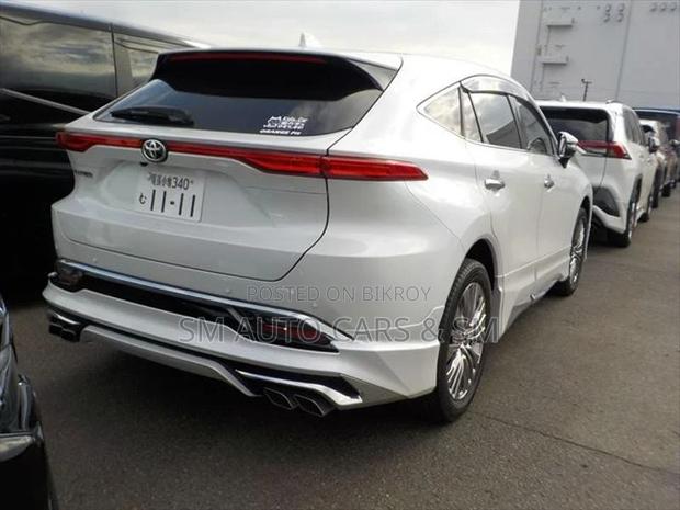 Toyota Harrier Non Hybrid Z Pearl 2023