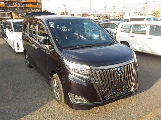 Toyota Esquire Gi pkg. 2021