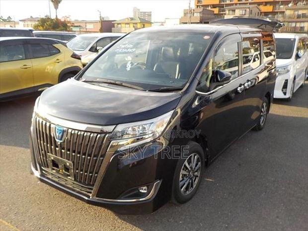 Toyota Esquire Gi pkg. 2021