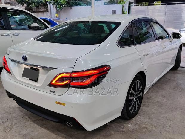 Toyota Crown EXECUTIVE SUNROOF 2019