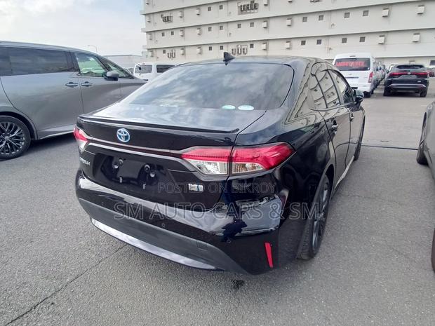 Toyota Corolla WXB Black 4 Point 2021