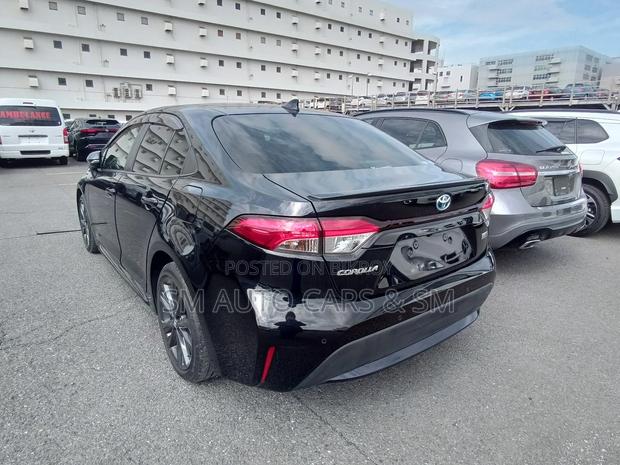 Toyota Corolla WXB Black 4 Point 2021
