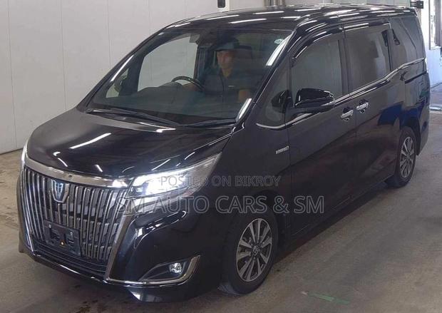 Toyota Esquire Hybrid Gi Premium 2020