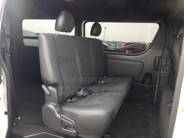 Toyota Hiace Super GL Dark Prime2 2022