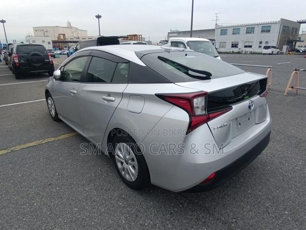 Toyota Prius S Safety Plus 2 2021